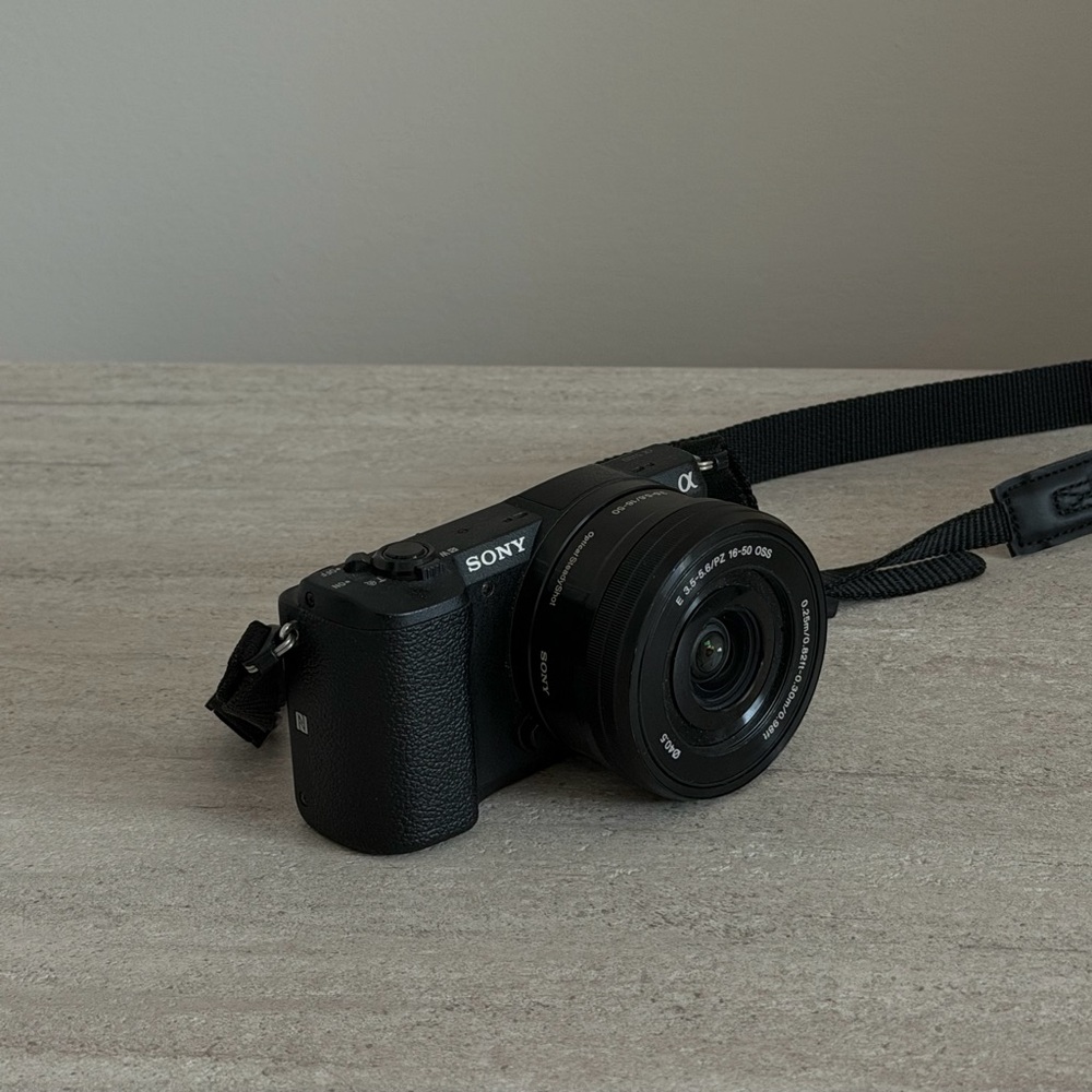 Sony Alpha a5100 camera